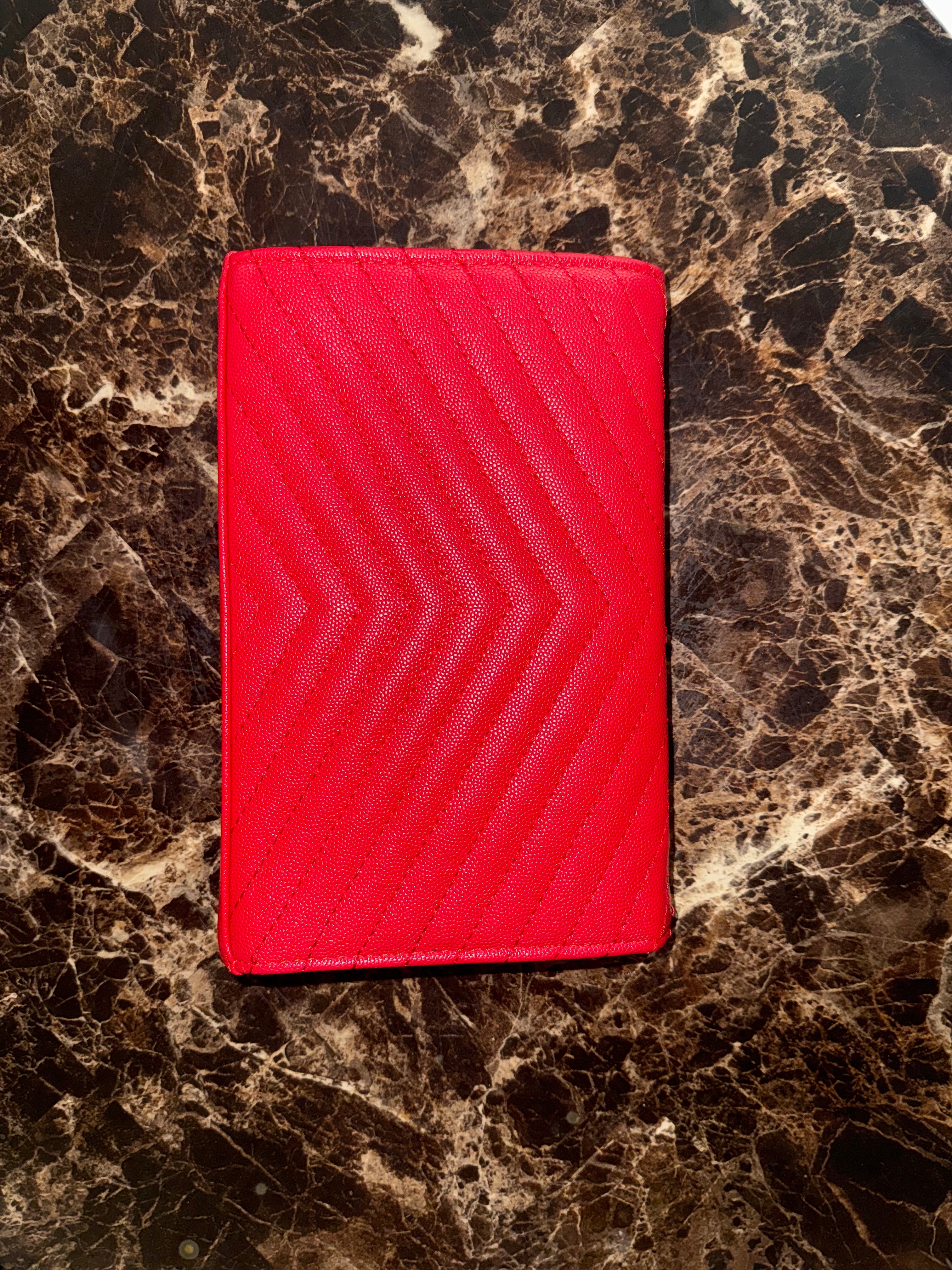 YVES SAINT LAURENT “RED WALLET”
