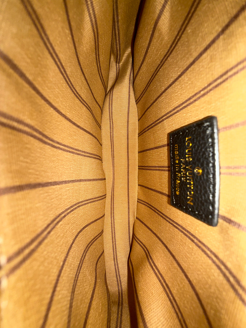 louis vuitton “easy pouch on strap”